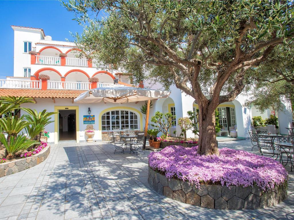 Hotel La Scogliera Forio di Ischia Eksteriør billede